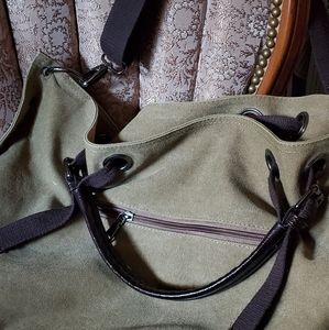 Shoulder bag